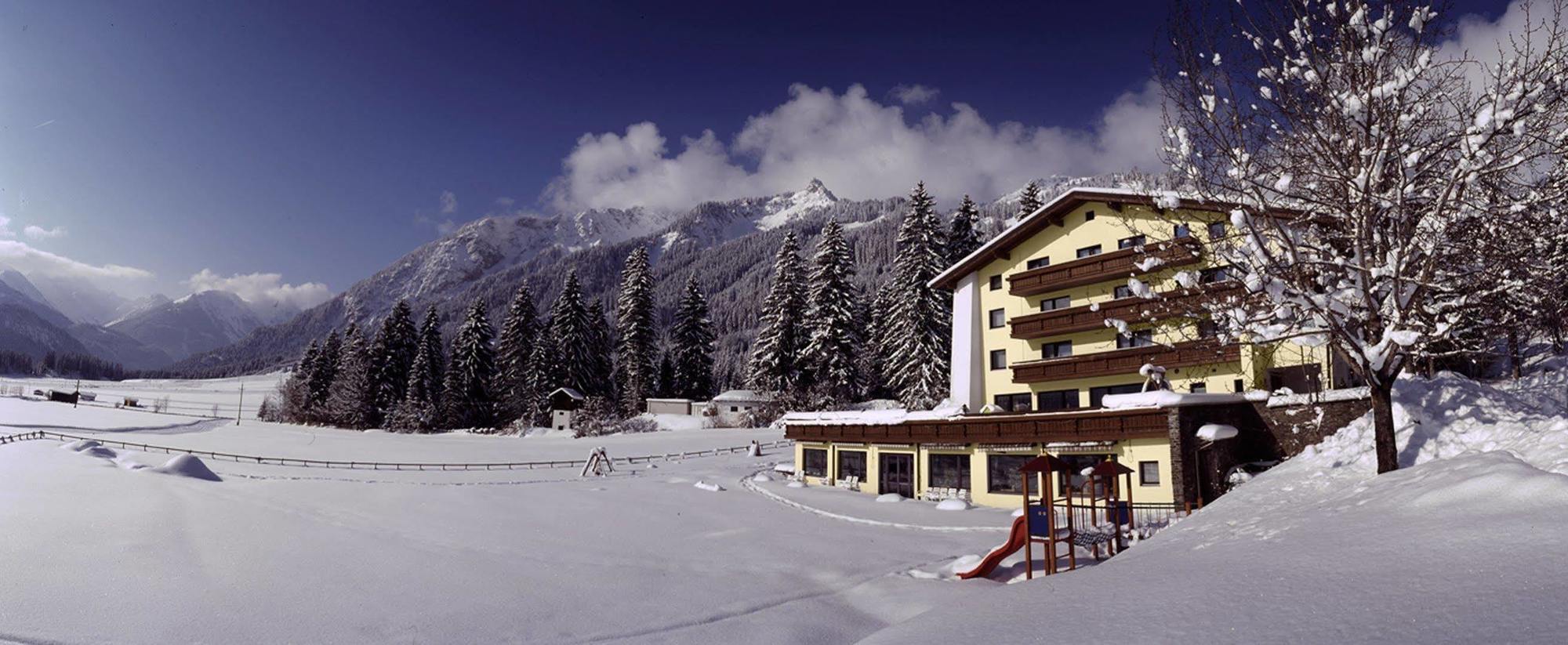 Haus Diana Hotel Reutte Ngoại thất bức ảnh