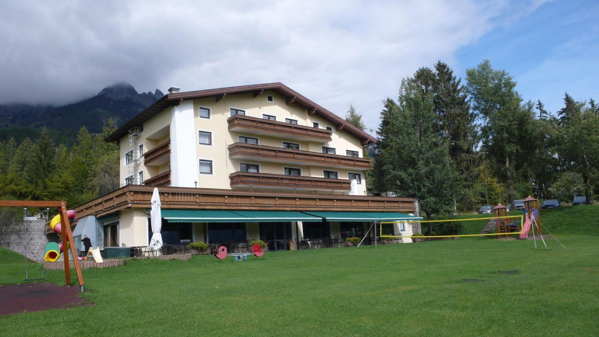 Haus Diana Hotel Reutte Ngoại thất bức ảnh