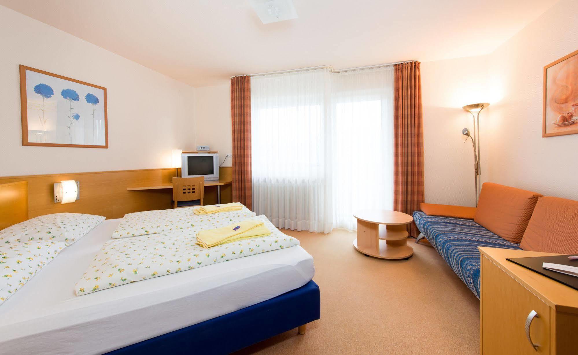 Haus Diana Hotel Reutte Ngoại thất bức ảnh