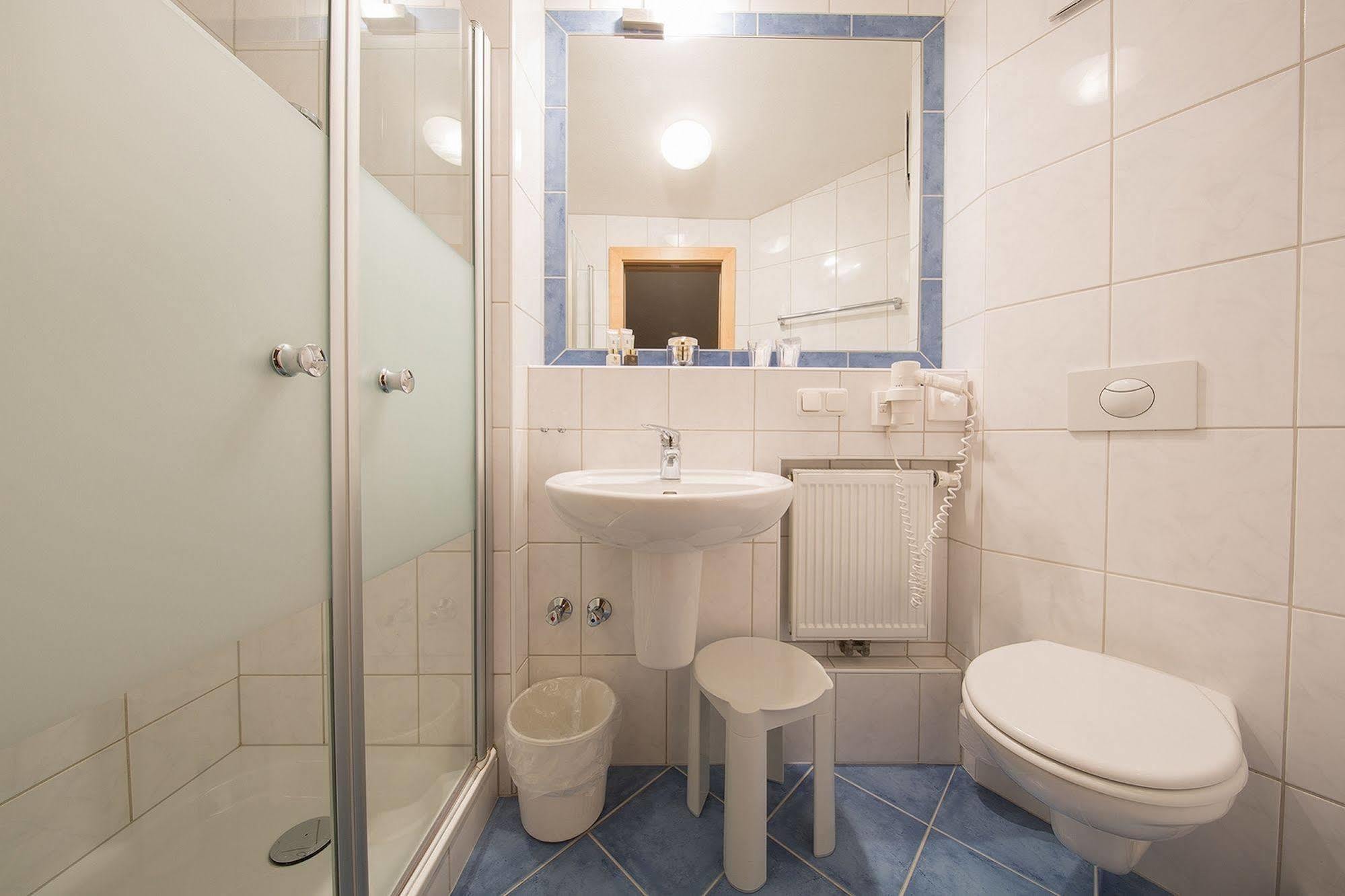 Haus Diana Hotel Reutte Ngoại thất bức ảnh